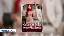 Novel Kutukar Luka dengan Mahkota (Kuusir Suamiku setelah Memecatnya)